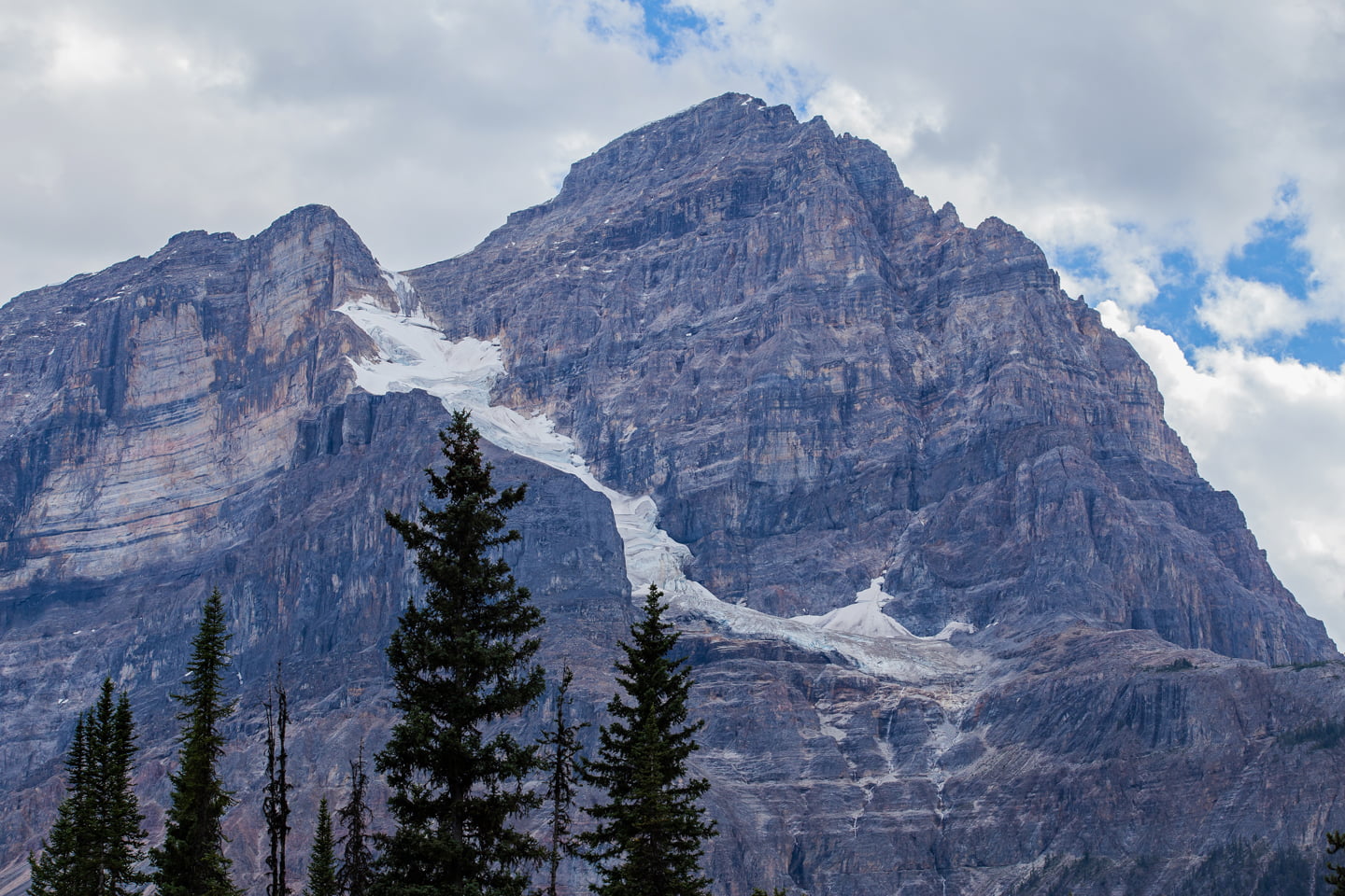 yoho-national-park-mountain-glacier