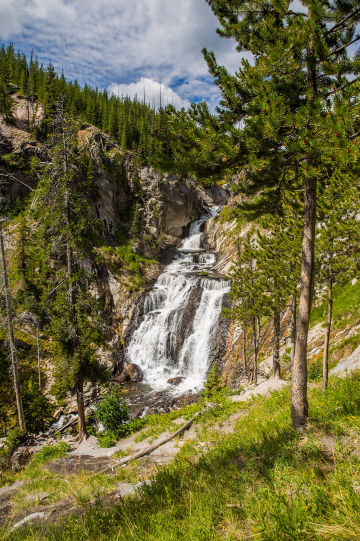 Mystic falls trail yellowstone national clearance park