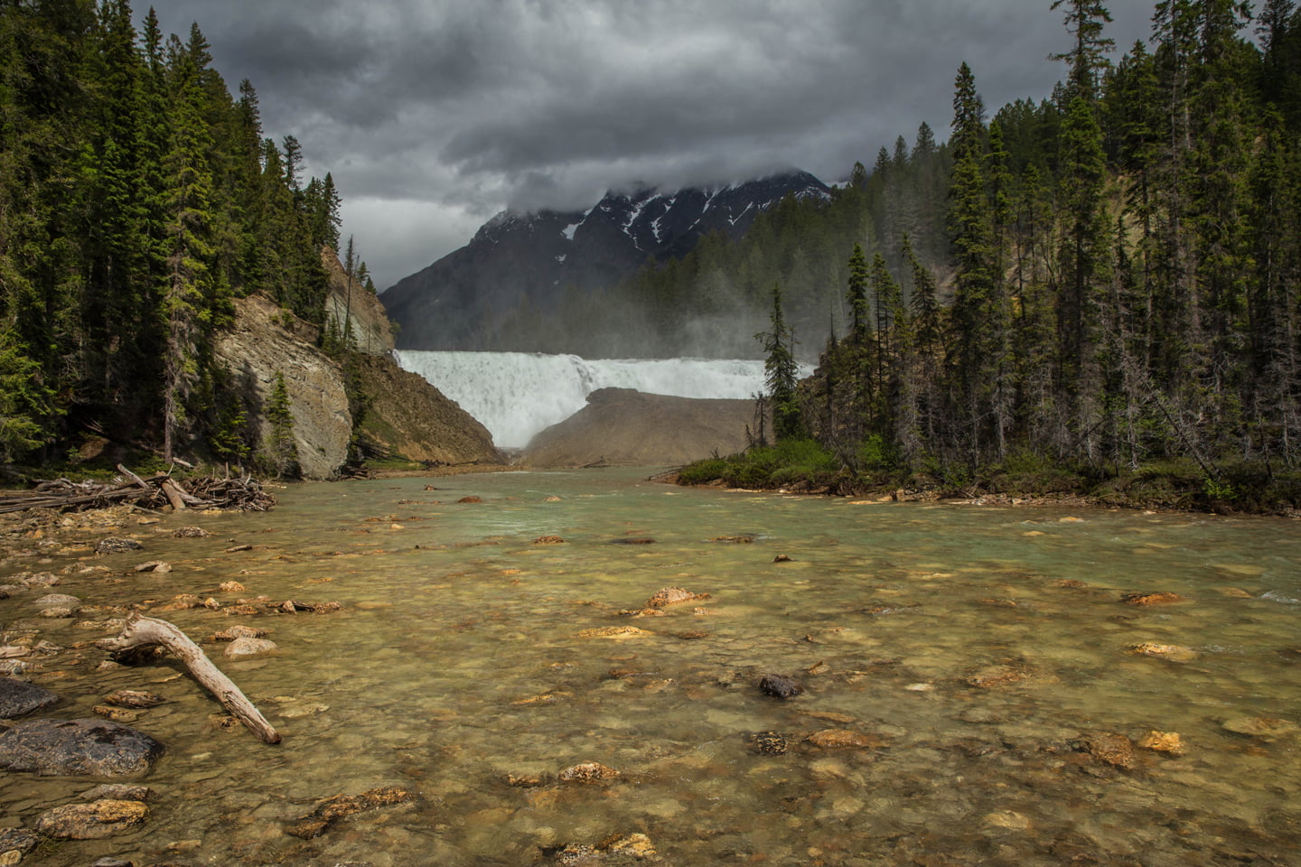 Hiking to Wapta Falls