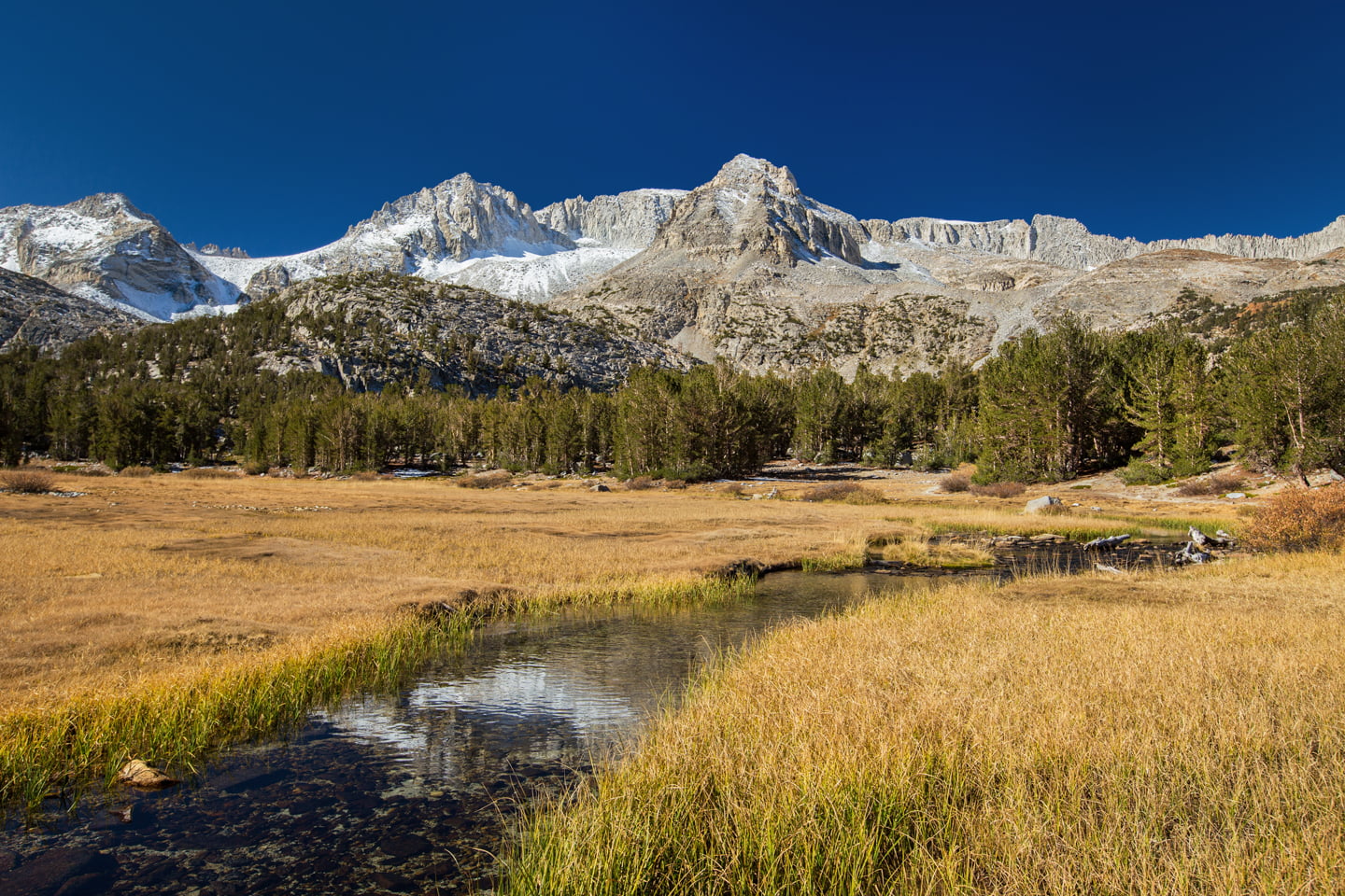 Hiking Little Lakes Valley