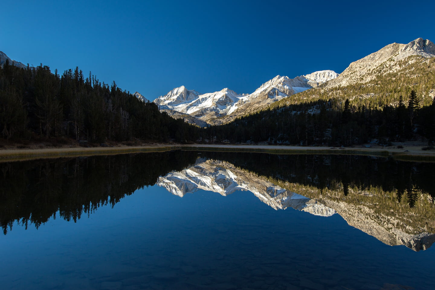 Hiking Little Lakes Valley