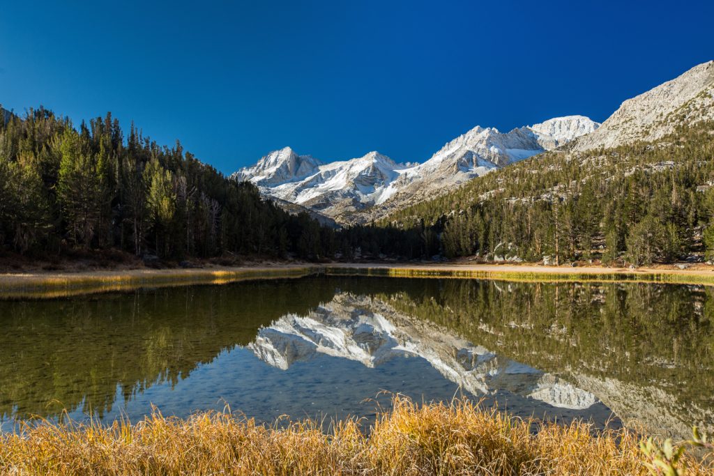 Hiking Little Lakes Valley to Gem Lakes [Mammoth Hikes]