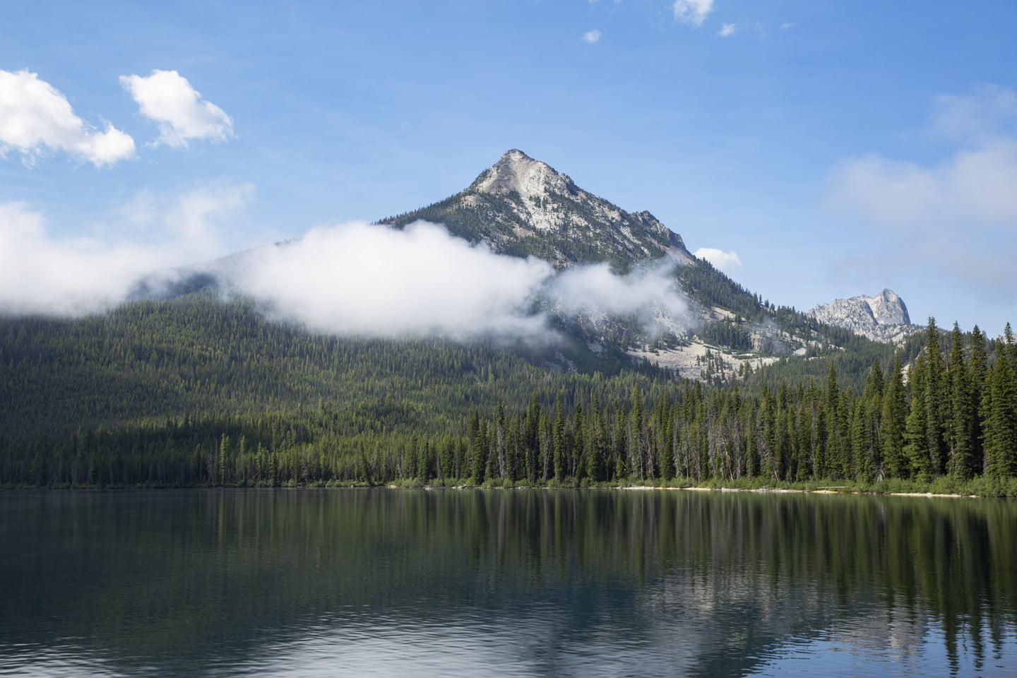 Alice Lake Hike | Sawtooth Wilderness Backpacking | Bound to Explore